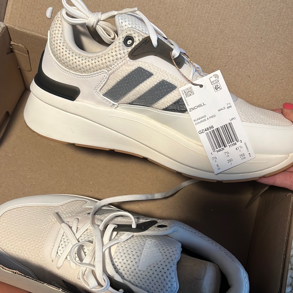 Adidas Znchill Womens size 8